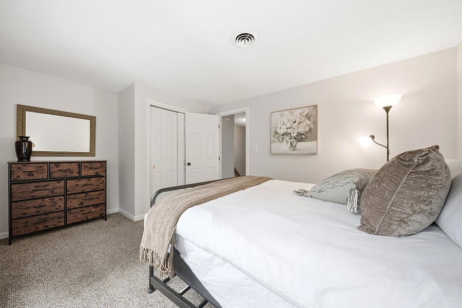 Furnished Finder property 1000826_1 photo 13
