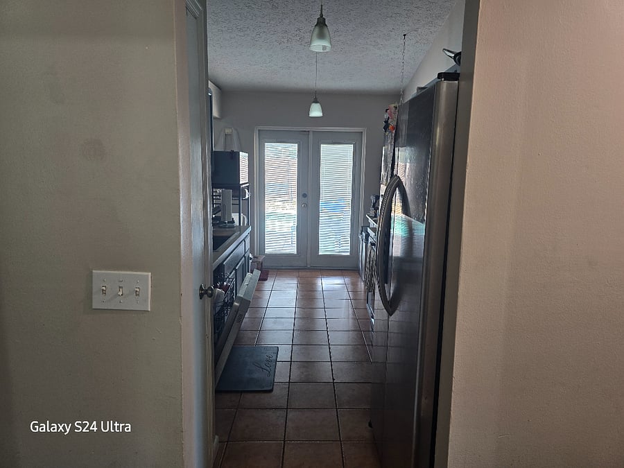Furnished Finder property 1000827_1 photo 4