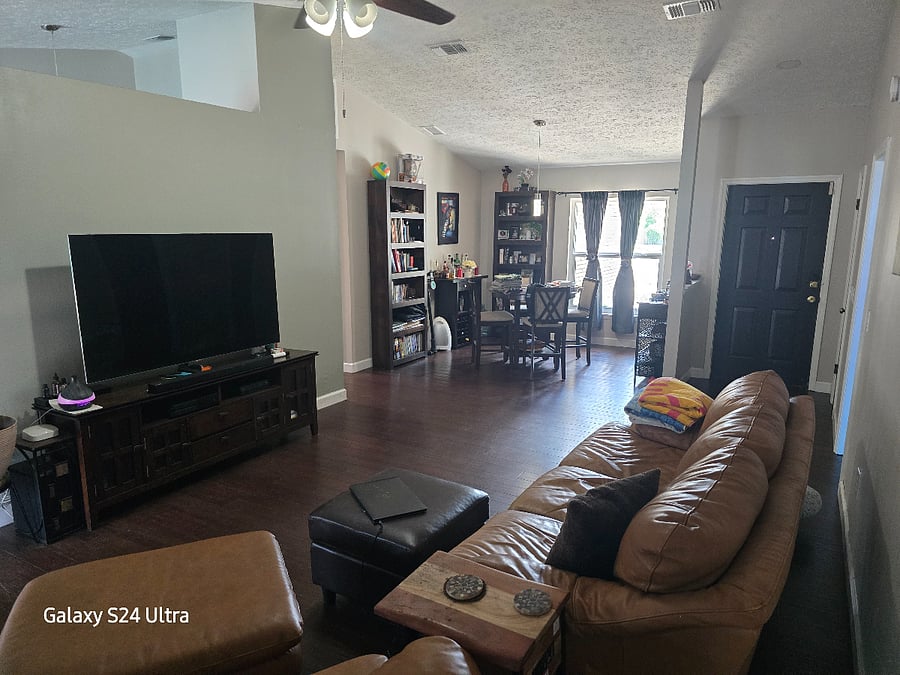 Furnished Finder property 1000827_1 photo 8