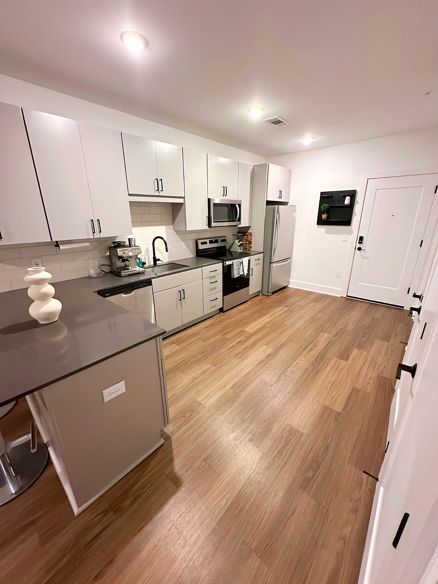 Furnished Finder property 1000828_1 photo 8