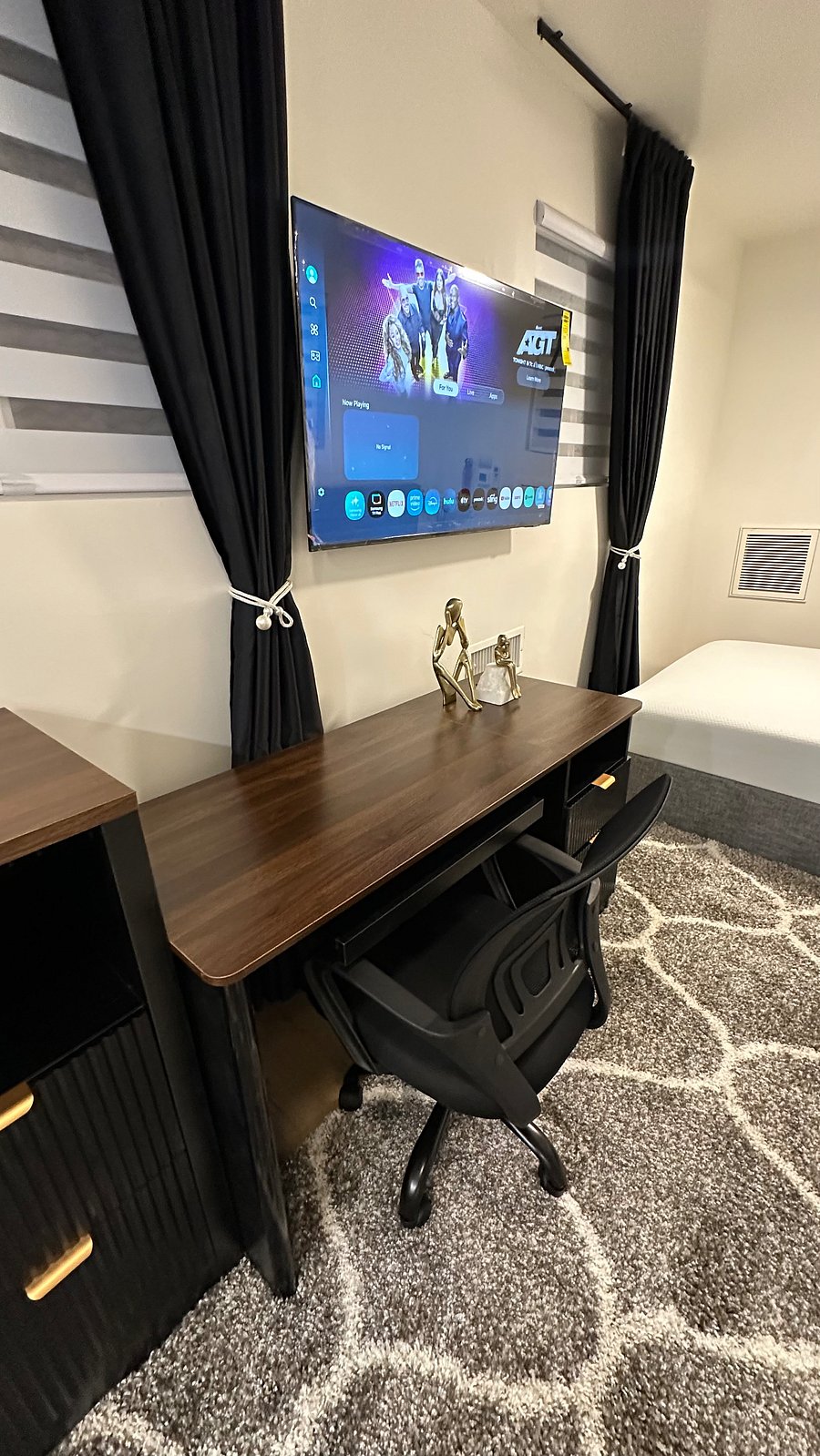 Furnished Finder property 1000835_1 photo 9