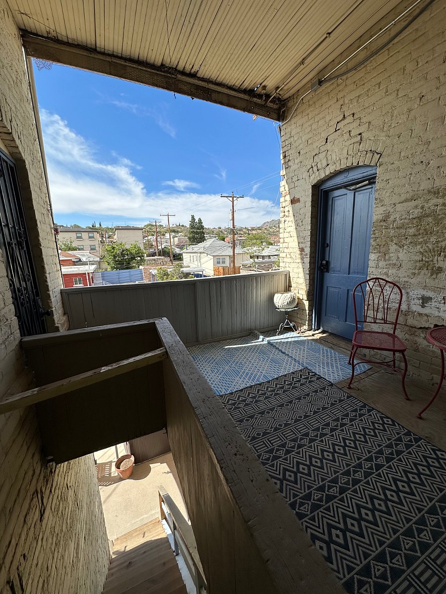 Furnished Finder property 1000836_1 photo 13