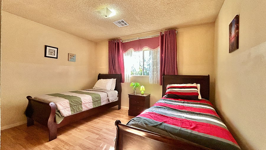 Furnished Finder property 1000842_1 photo 11