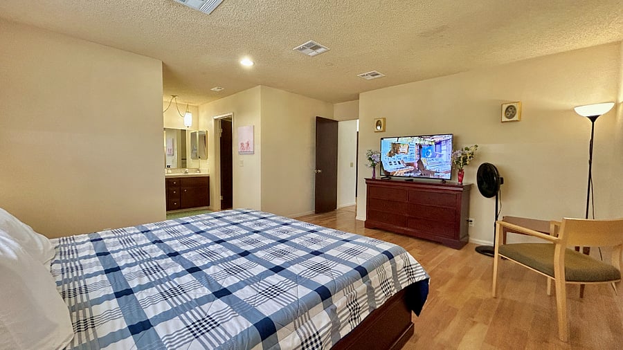 Furnished Finder property 1000842_1 photo 18