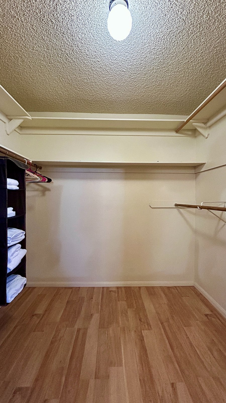 Furnished Finder property 1000842_1 photo 22