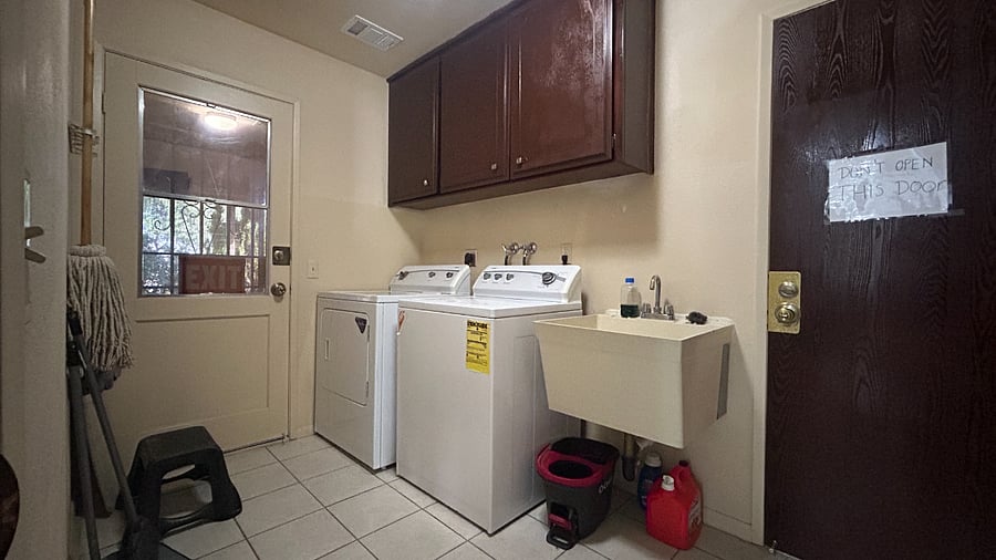 Furnished Finder property 1000842_1 photo 23