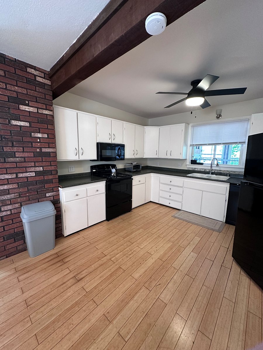 Furnished Finder property 1000847_1 photo 14