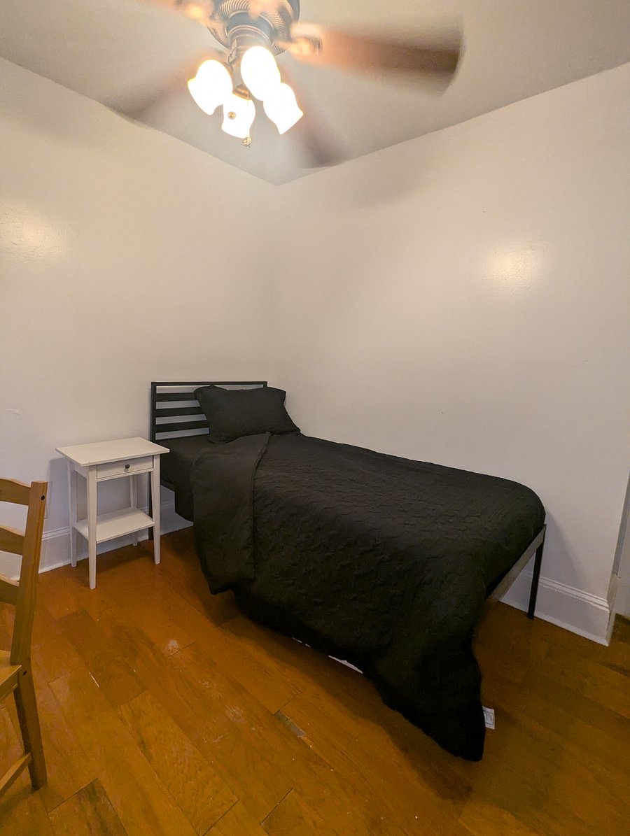 Rear bedroom 