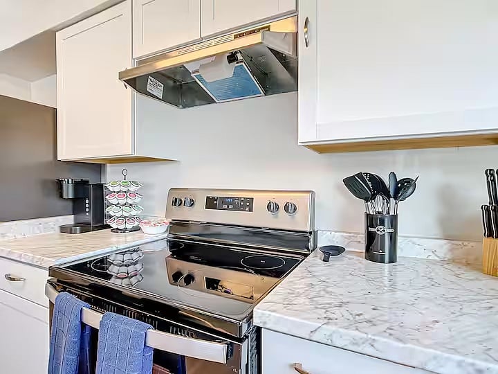 Furnished Finder property 1000851_1 photo 10