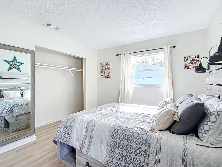 Furnished Finder property 1000851_1 photo 12