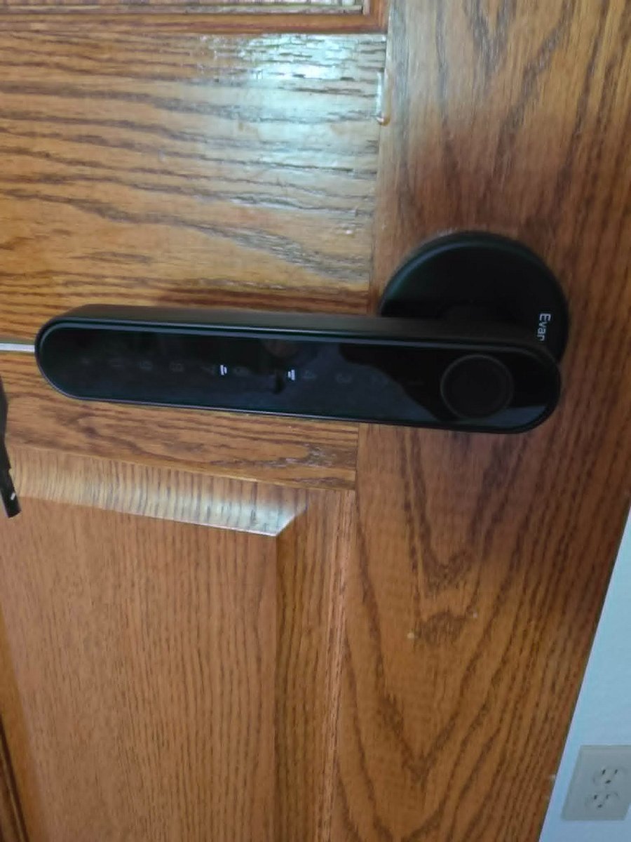Keyless Bedroom 