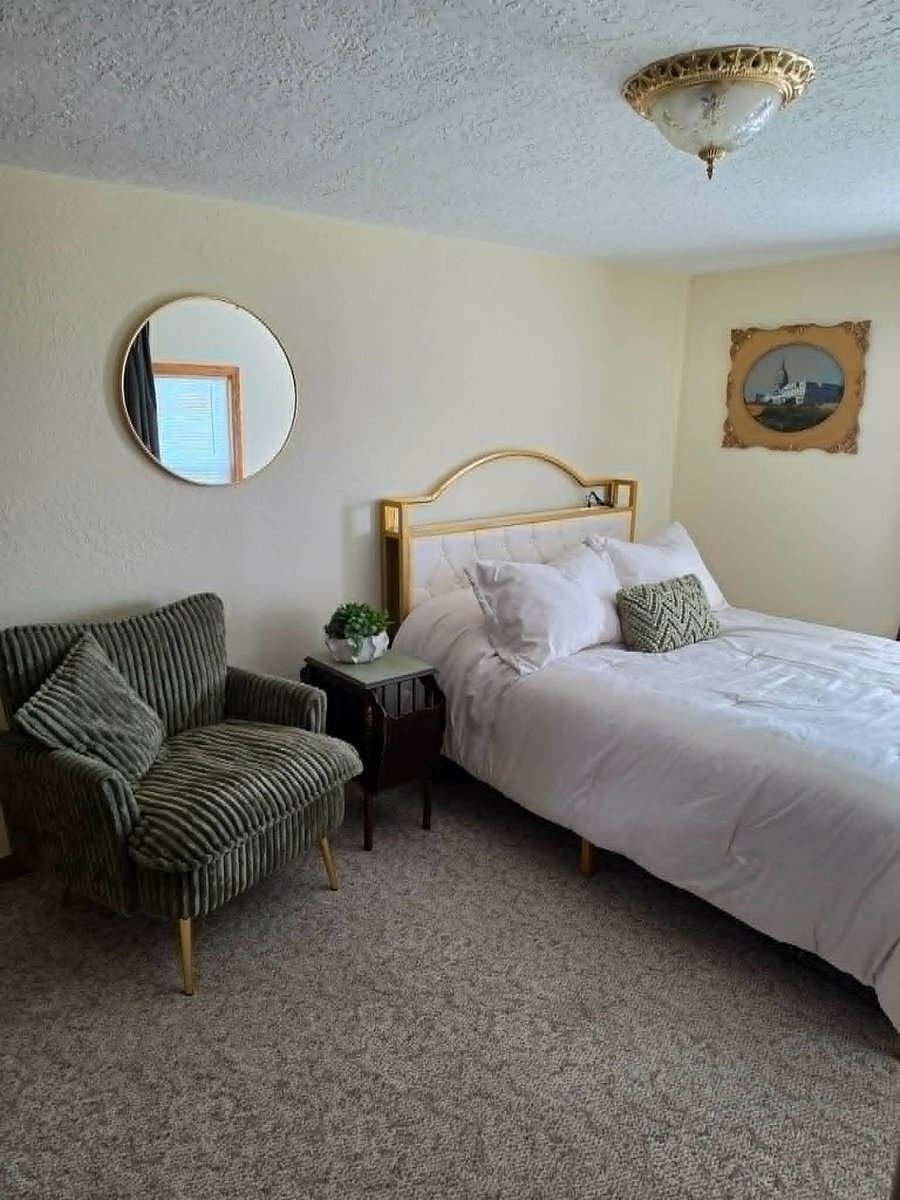 3. Double Bedroom