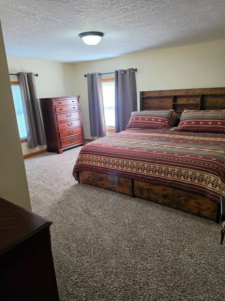 2. King Bedroom