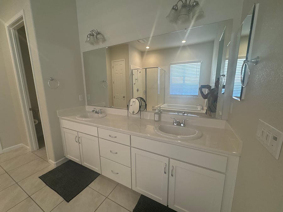 Furnished Finder property 1000854_1 photo 9