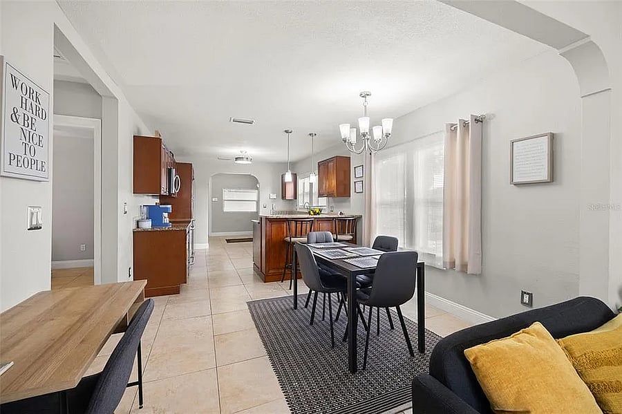Dining & Kitchen