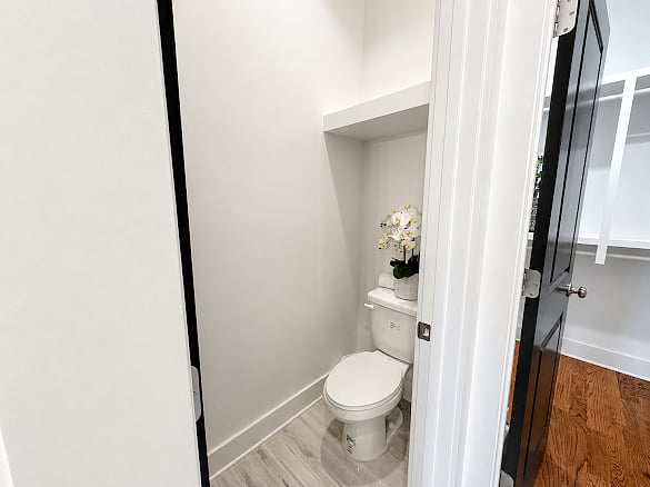 Furnished Finder property 1000868_1 photo 14