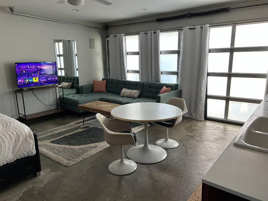 Furnished Finder property 1000904_1 photo 8