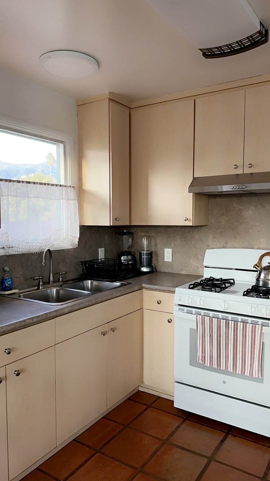 Furnished Finder property 1000908_1 photo 9