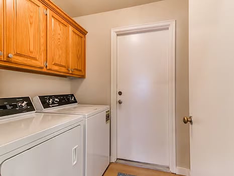 Commercial washer/dryer with Sanitize options