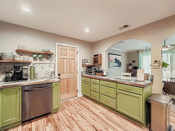 Furnished Finder property 1000917_1 photo 7
