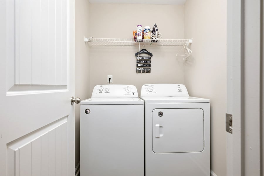 Furnished Finder property 1000922_1 photo 26