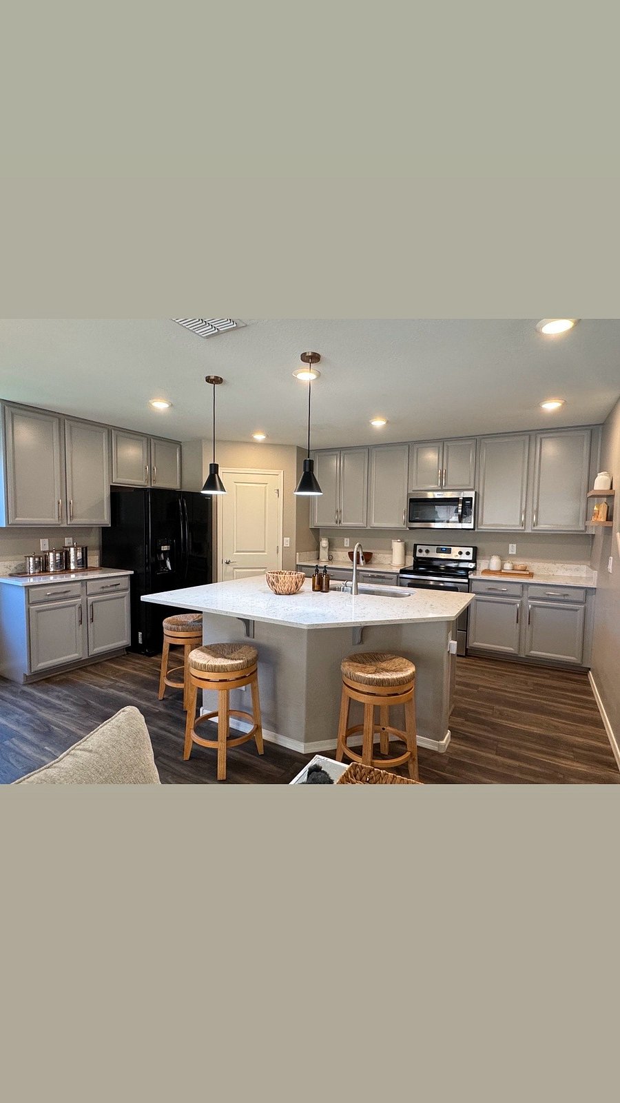 Furnished Finder property 1000937_1 photo 10