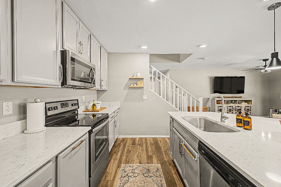 Furnished Finder property 1000937_1 photo 12