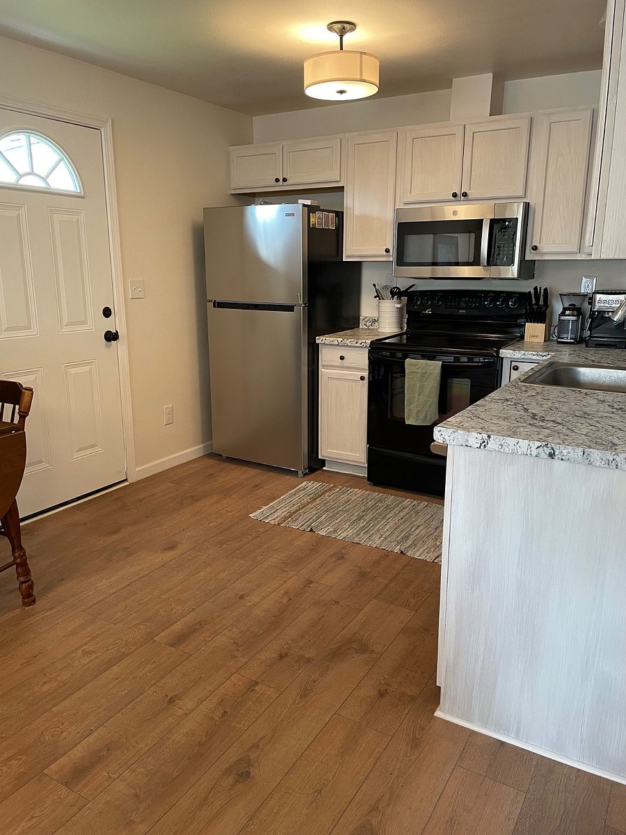 Furnished Finder property 1000940_1 photo 9