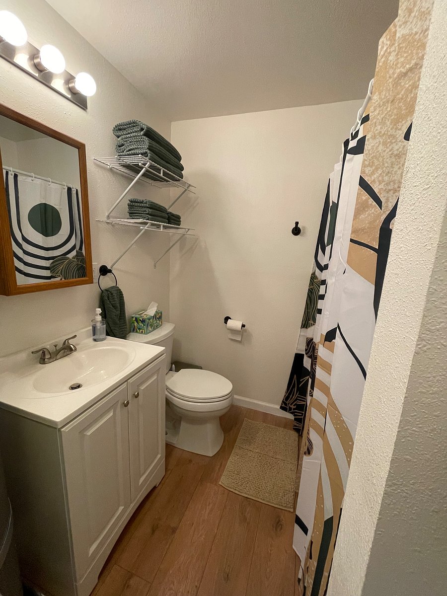 Furnished Finder property 1000940_1 photo 13