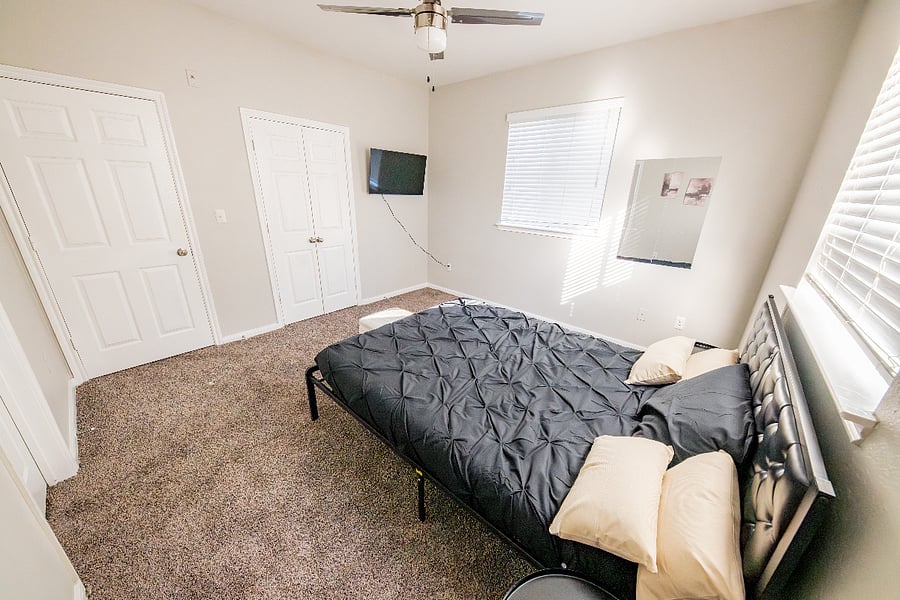 Furnished Finder property 1000941_1 photo 12