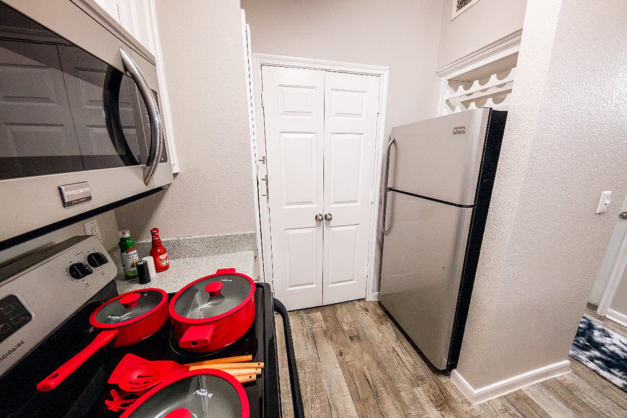 Furnished Finder property 1000941_1 photo 34