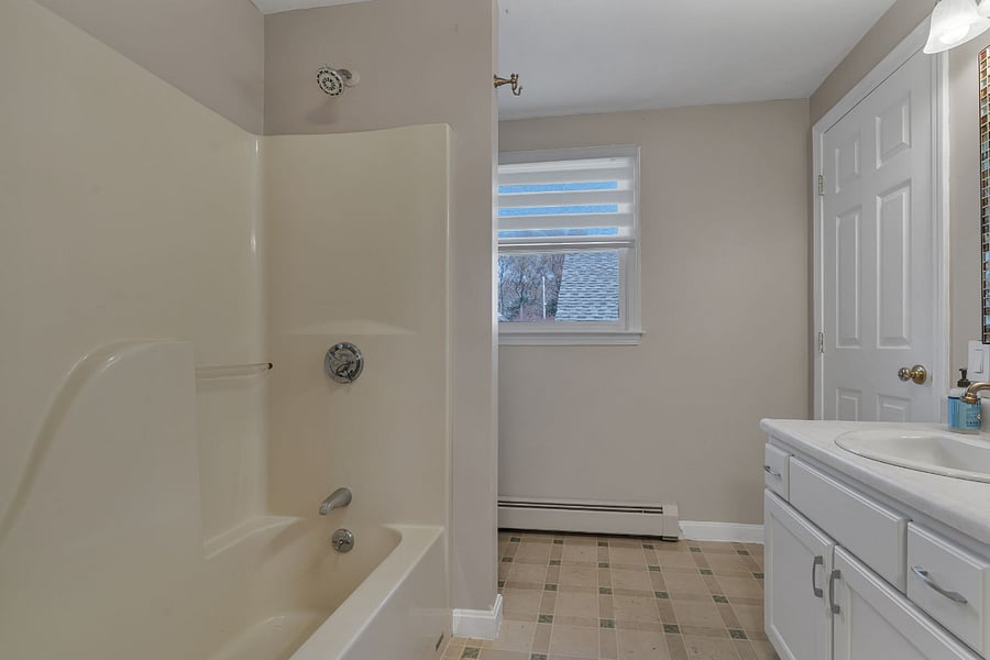 Furnished Finder property 1000946_1 photo 9