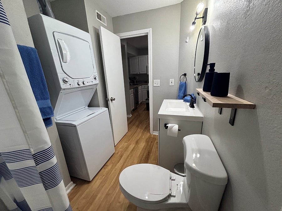 Furnished Finder property 1000966_1 photo 10