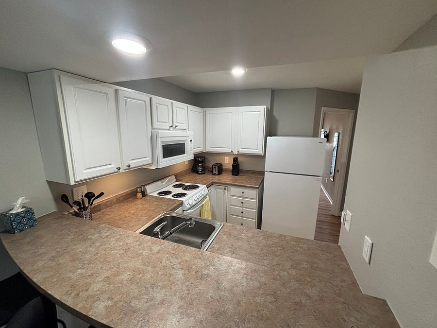 Furnished Finder property 1000966_1 photo 14