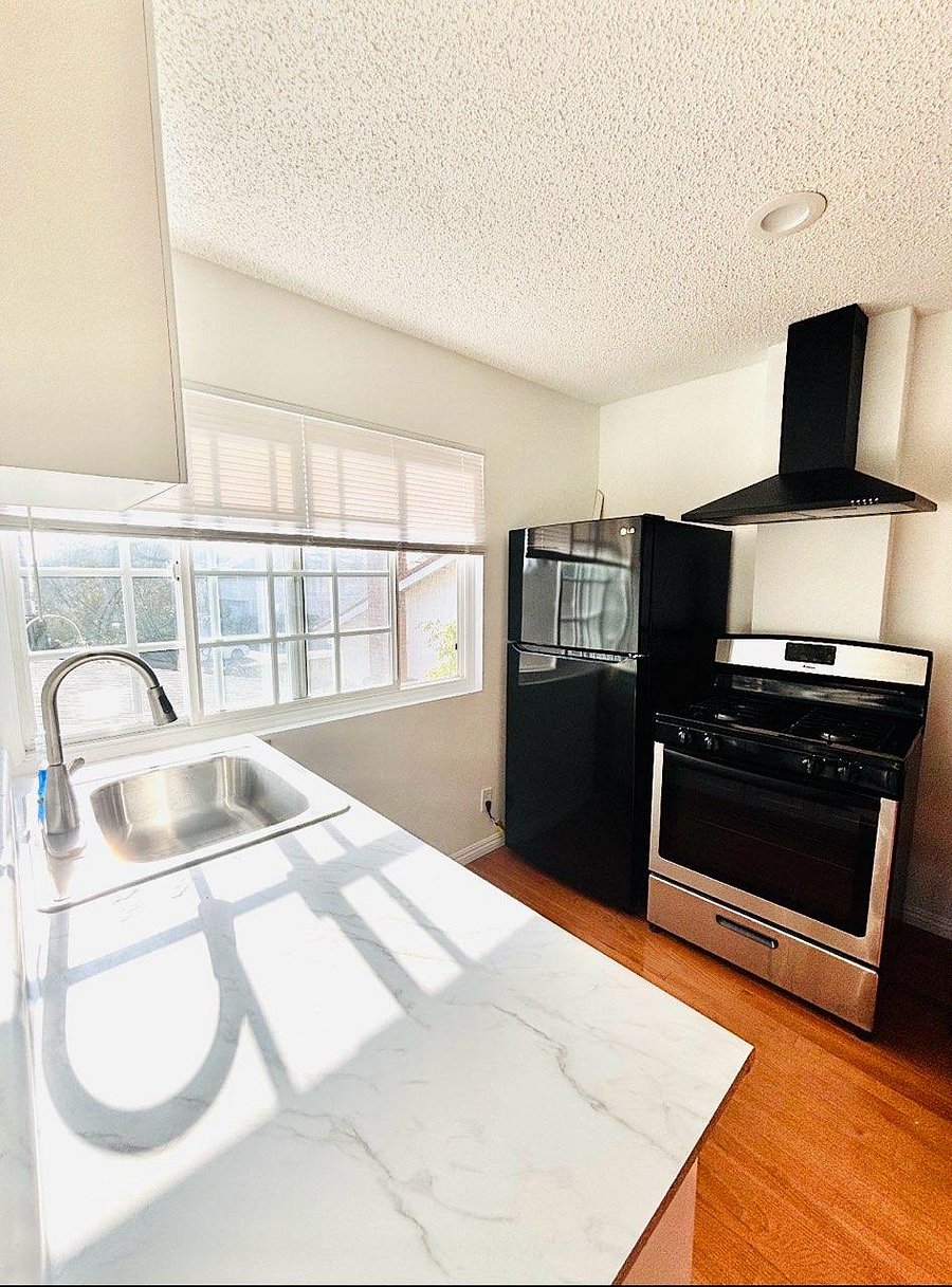 Furnished Finder property 1000977_1 photo 3