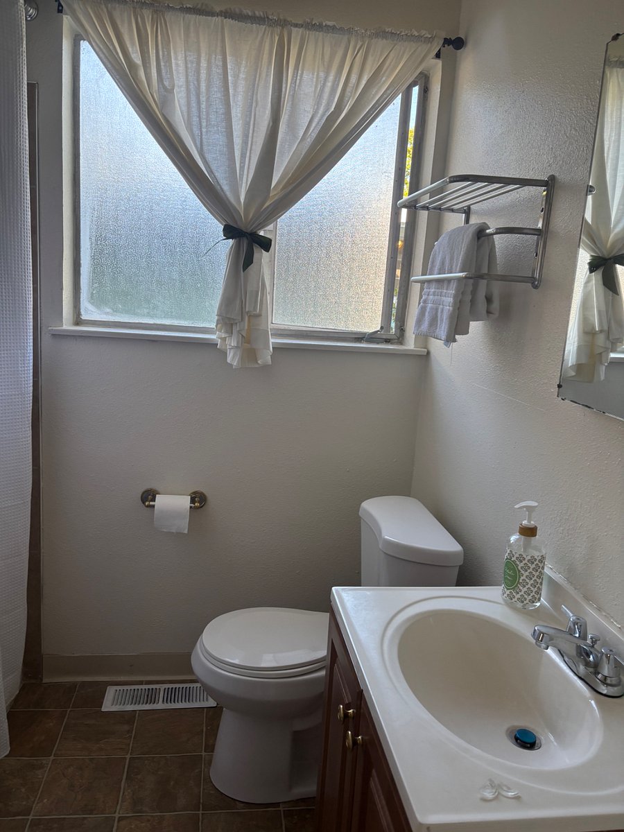 Furnished Finder property 1000983_1 photo 8
