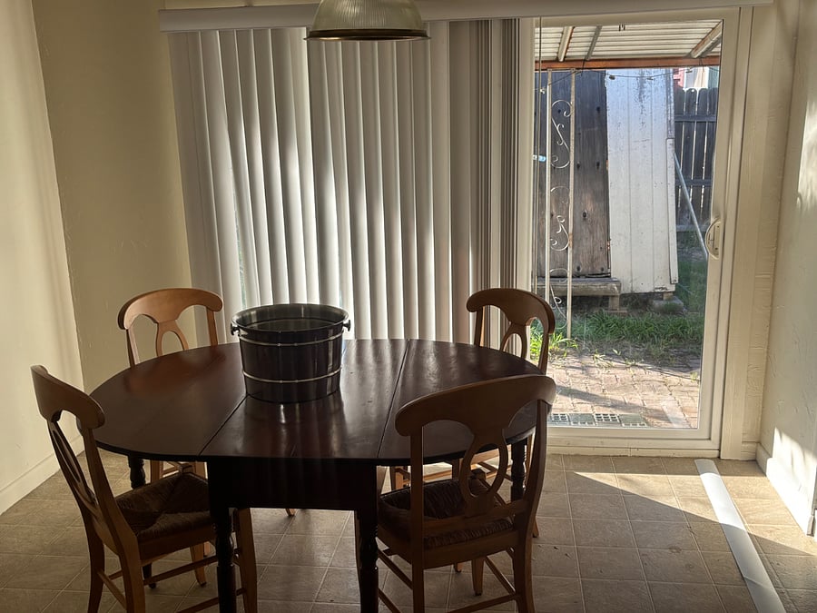 Furnished Finder property 1000983_1 photo 12