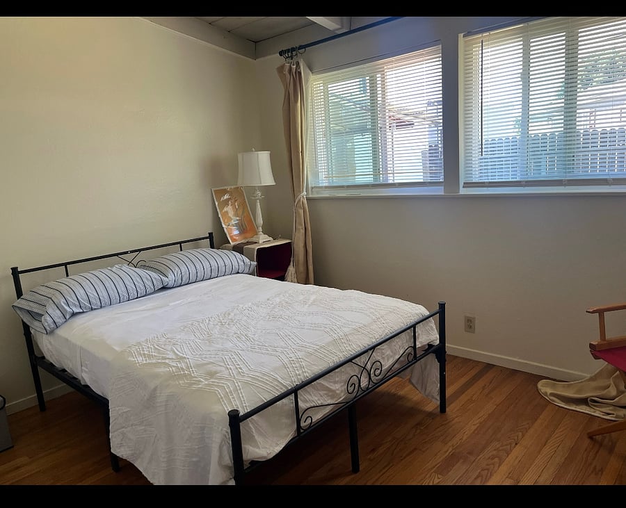 Furnished Finder property 1000983_1 photo 9