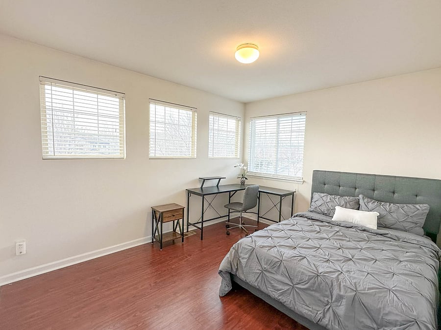 Furnished Finder property 1000986_1 photo 12