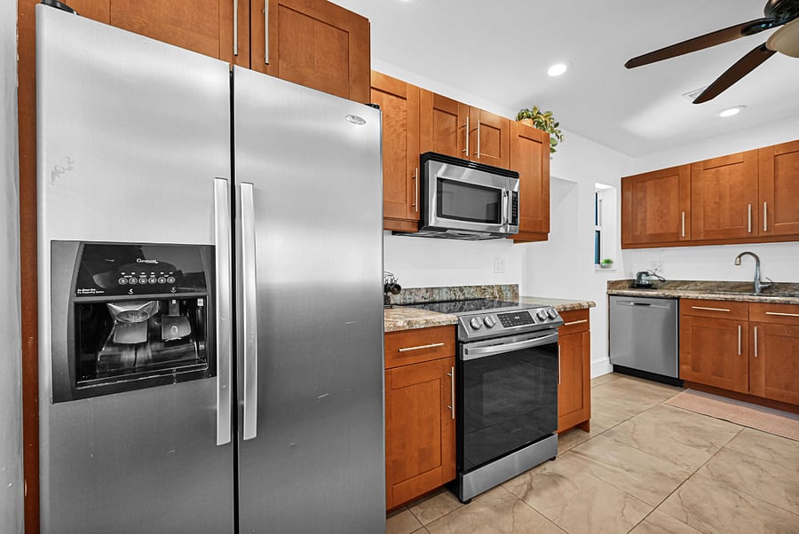 Furnished Finder property 1000996_1 photo 7