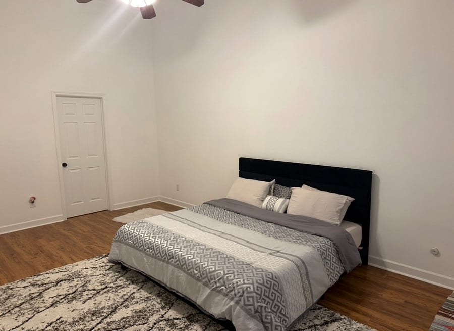 Furnished Finder property 1001049_1 photo 8