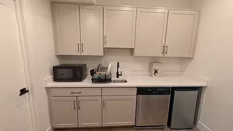 Furnished Finder property 1001080_1 photo 5