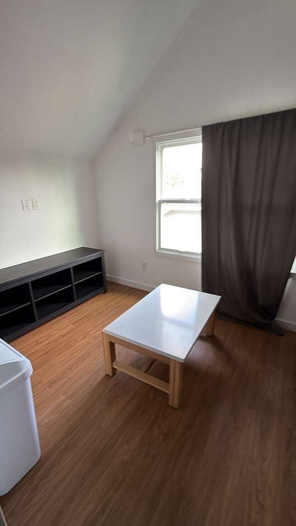 Furnished Finder property 1001081_1 photo 3