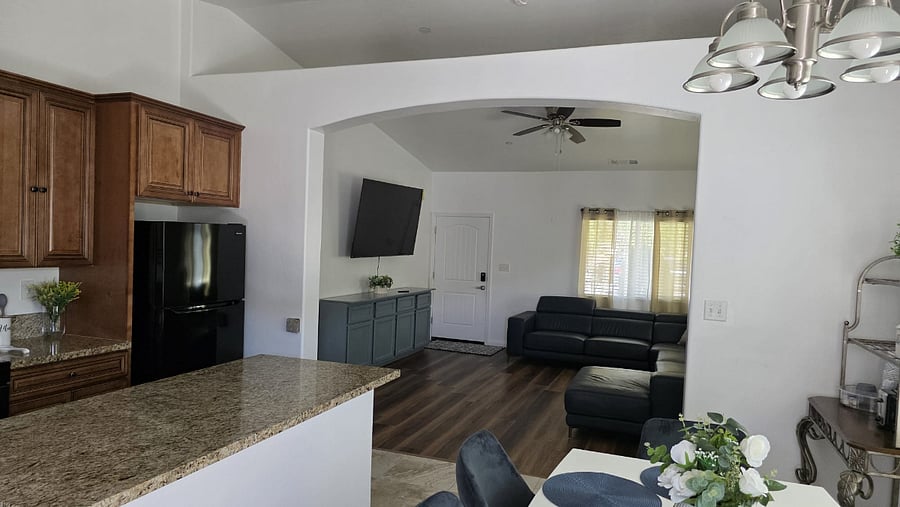 Furnished Finder property 1001096_1 photo 4