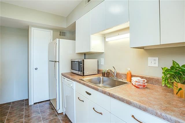 Furnished Finder property 1001105_1 photo 12