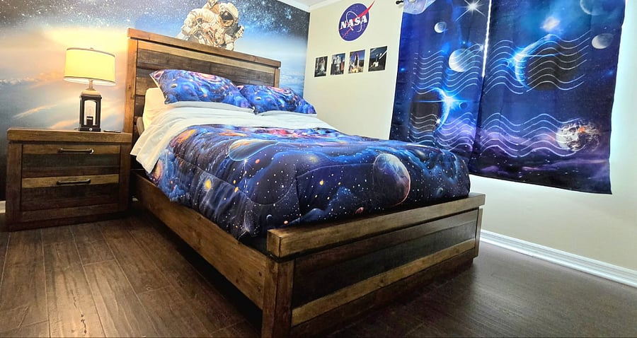 NASA Bedroom - Electric base