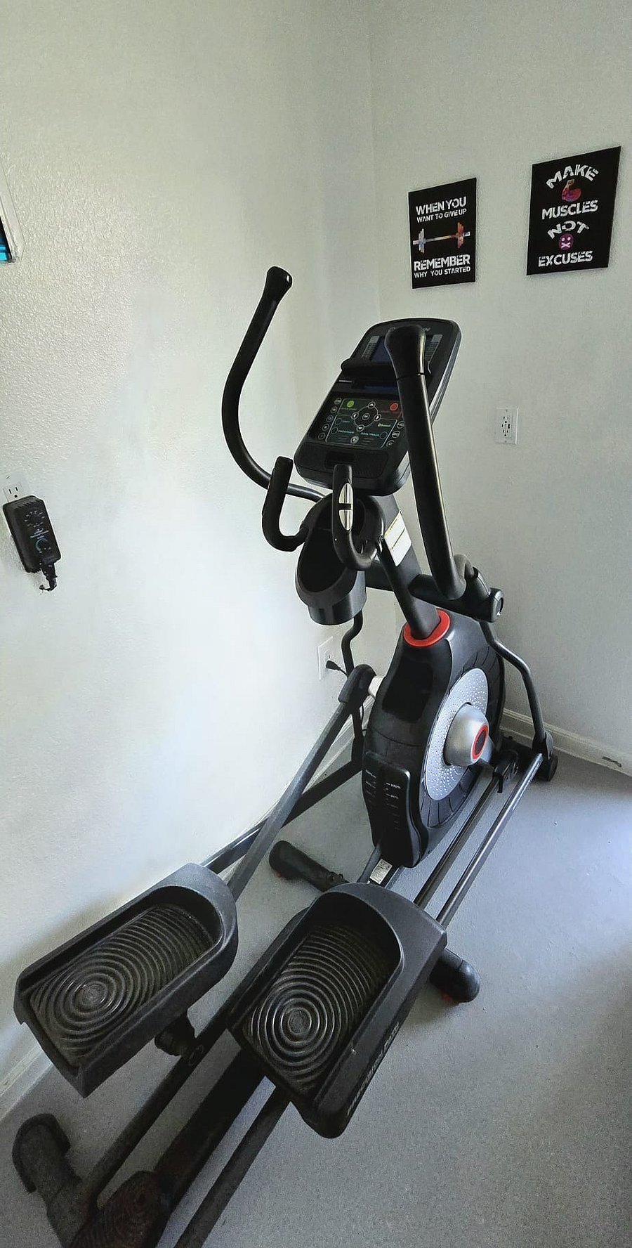 Gym - Elliptical Machine