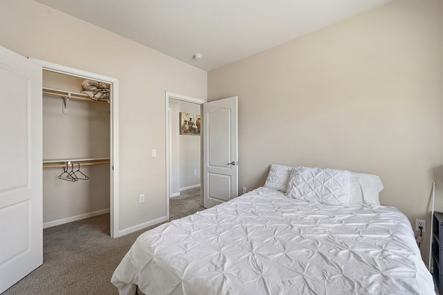 Furnished Finder property 1001165_1 photo 13