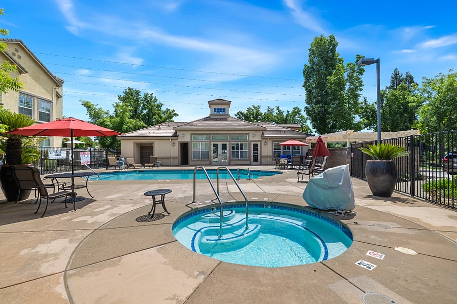 Furnished Finder property 1001165_1 photo 16