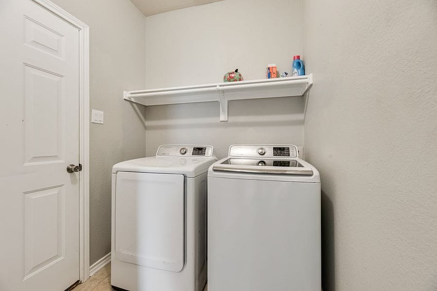 Furnished Finder property 1001169_1 photo 35